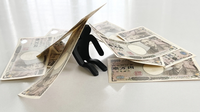 お金が逃げていく。燕市で借金返済の相談は無料でできます